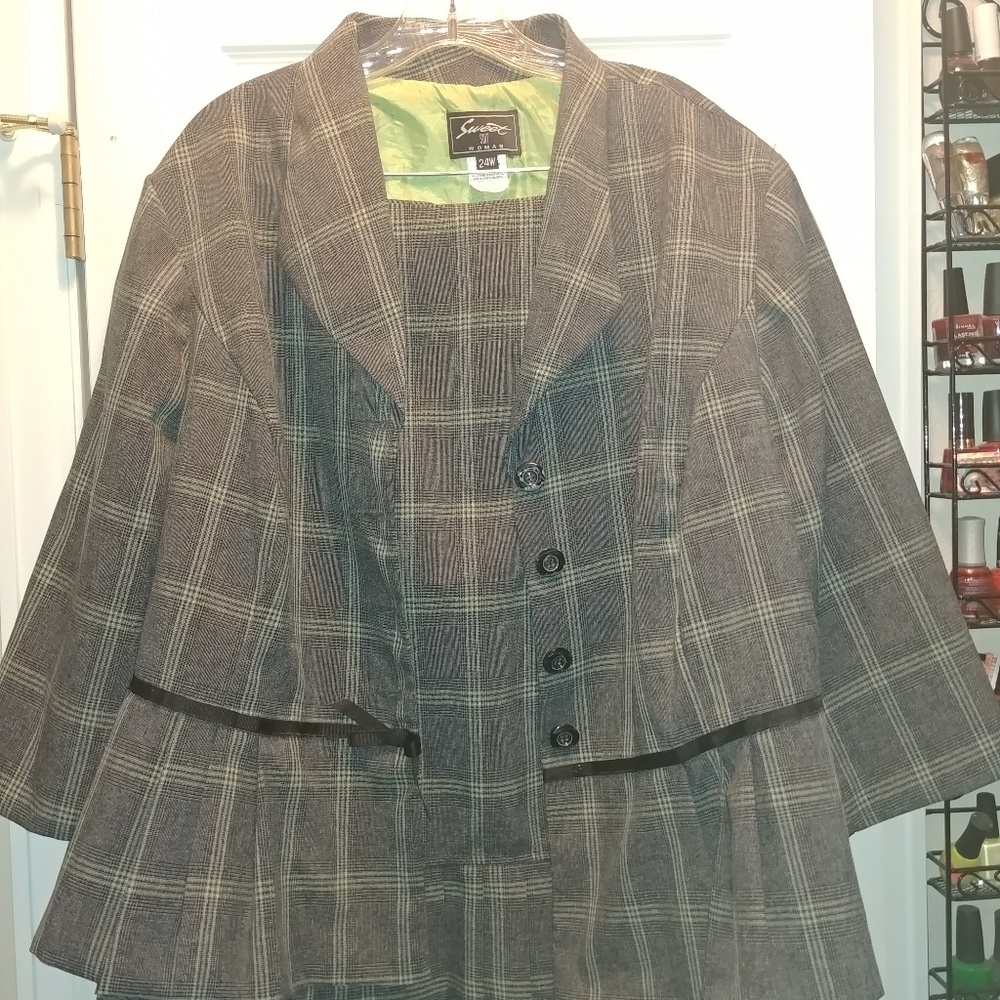 Skirt and jacket combo